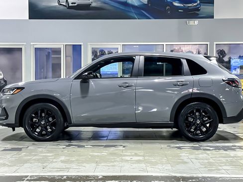 Used 2024 Honda HR-V Sport image 2