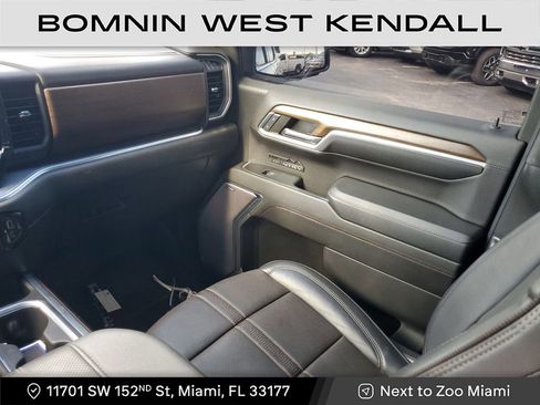 Used 2024 Chevrolet Silverado 1500 High Country image 15