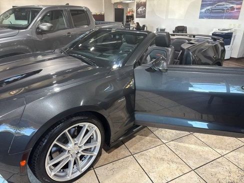 Used 2016 Chevrolet Camaro SS image 31