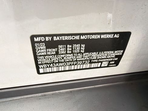 Certified 2023 BMW i4 eDrive35 w/ Premium Package image 9
