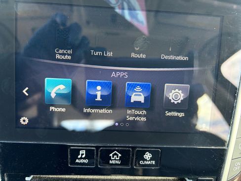 Used 2018 INFINITI Q50 Luxe w/ Essential Package (3.0T Luxe) AWD/4WD image 27