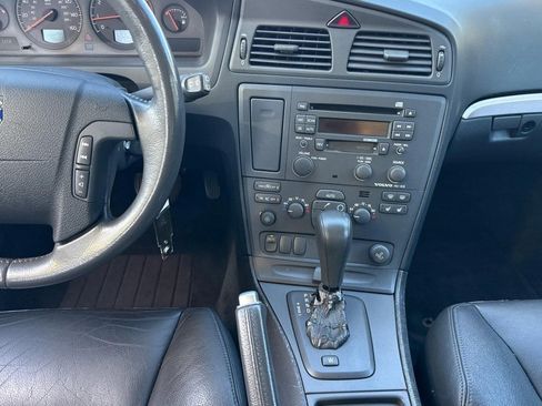 Used 2002 Volvo V70 T5 FWD image 26