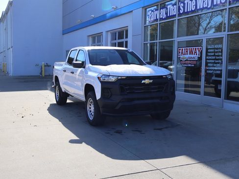 New 2026 Chevrolet Colorado W/T w/ Advanced Trailering Package image 2
