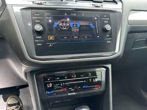 Certified 2024 Volkswagen Tiguan SE AWD/4WD image 16