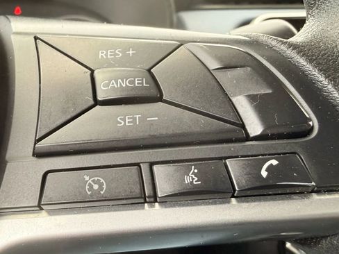 Used 2023 Nissan Versa SV image 20