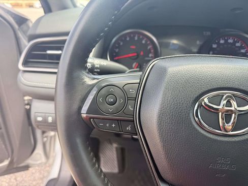 Used 2023 Toyota Camry XSE w/ Navigation Package image 17