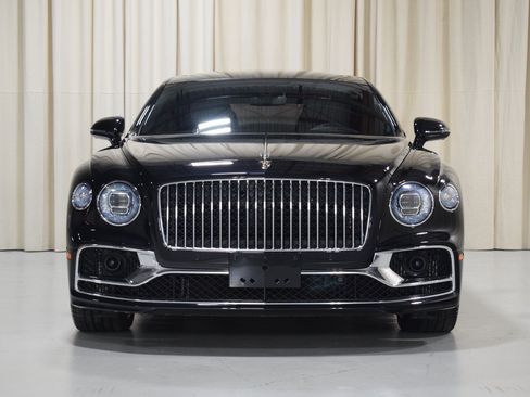 Certified 2020 Bentley Flying Spur W12 image 12
