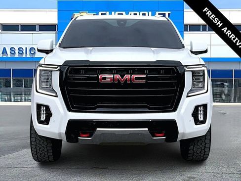 Used 2021 GMC Yukon XL AT4 w/ AT4 Premium Plus Package image 2