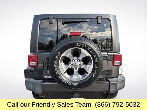 Used 2016 Jeep Wrangler Unlimited Sahara w/ Connectivity Group image 5