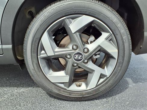 Used 2026 Hyundai Venue SEL FWD image 33