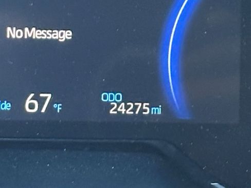 Used 2025 Toyota RAV4 LE image 39