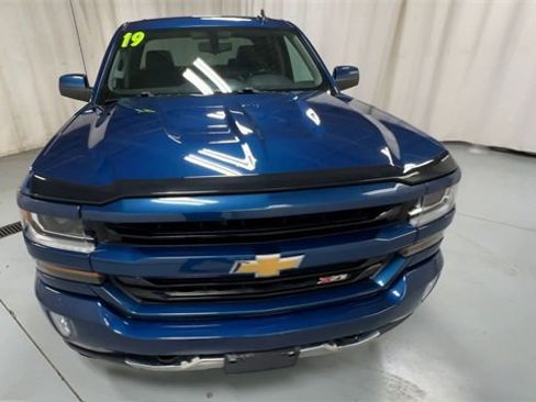Used 2019 Chevrolet Silverado 1500 LT w/ All Star Edition image 3