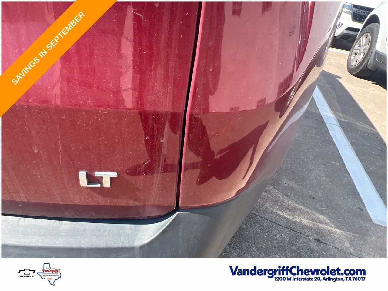 Used 2019 Chevrolet Traverse LT FWD image 9