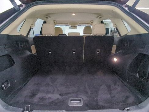 Used 2019 Ford Edge SEL w/ Equipment Group 201A FWD image 24