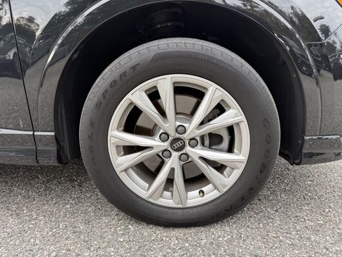 Used 2022 Audi Q3 2.0T Premium w/ Convenience Package image 6