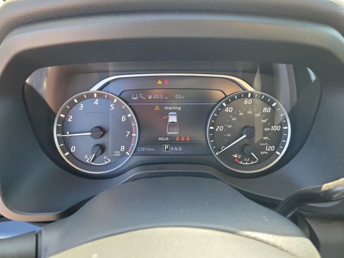 Certified 2023 Nissan Titan SV w/ SV Convenience Package RWD image 19