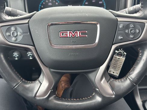 Used 2022 GMC Canyon AT4 image 14