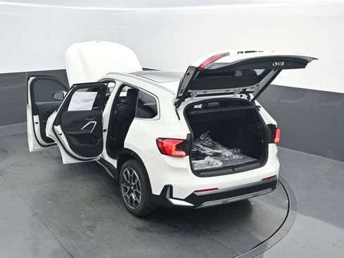 New 2026 BMW X1 xDrive28i w/ Convenience Package image 59