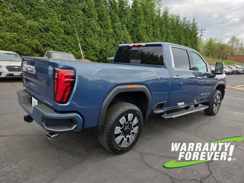 New 2026 GMC Sierra 2500 Denali w/ Denali Reserve Package image 7