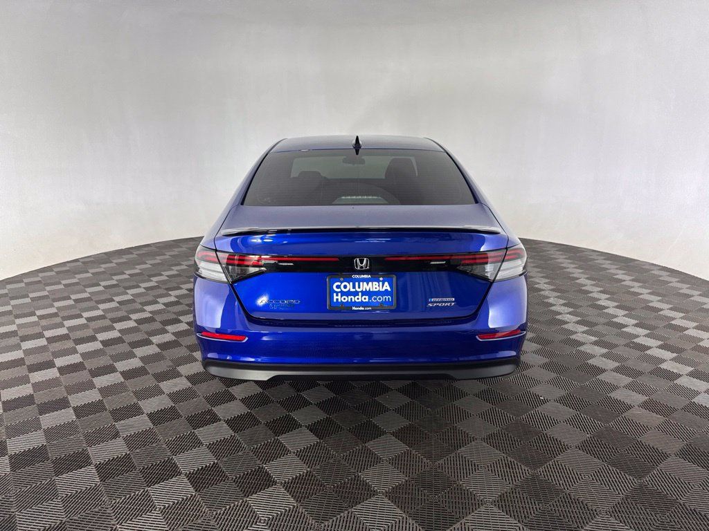 Used 2025 Honda Accord Sport image 6