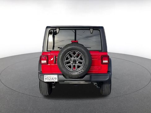 Used 2025 Jeep Wrangler Sport S image 15