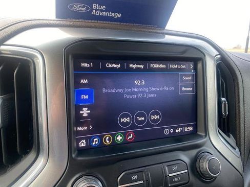 Used 2022 Chevrolet Silverado 2500 LTZ w/ LTZ Convenience Package image 19