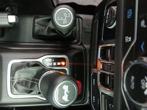 Used 2024 Jeep Wrangler High Altitude AWD/4WD image 46