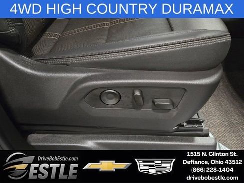 Used 2025 Chevrolet Silverado 3500 High Country w/ Technology Package AWD/4WD image 12