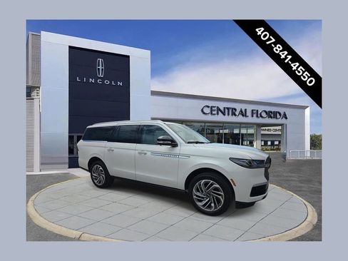New 2026 Lincoln Navigator L Reserve AWD/4WD image 1