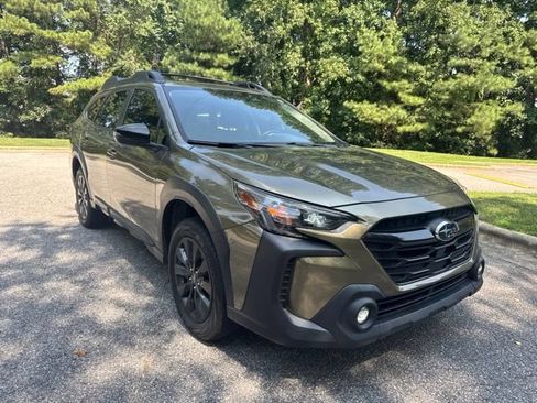 Used 2024 Subaru Outback Onyx Edition AWD/4WD image 9