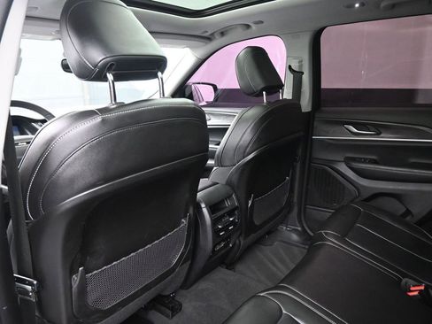 New 2025 Jeep Gladiator Sport image 12