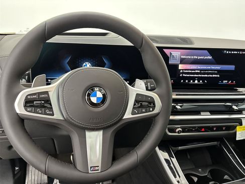 New 2026 BMW X5 xDrive40i w/ M Sport Package AWD/4WD image 22