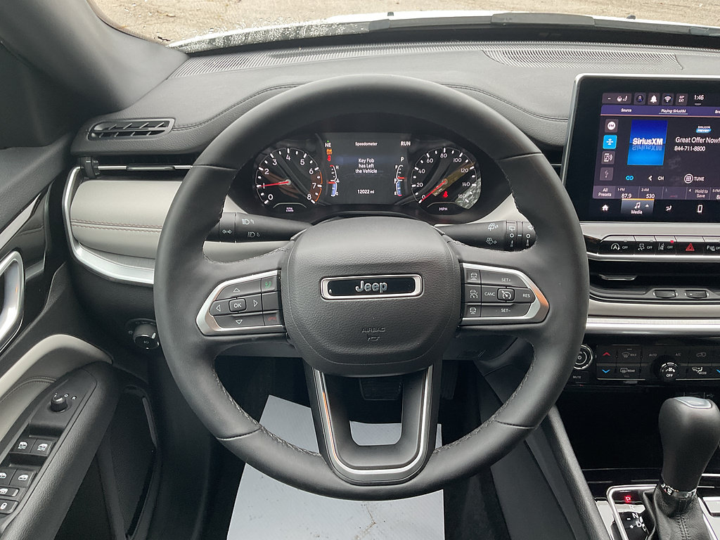 Used 2024 Jeep Compass Limited AWD/4WD image 11