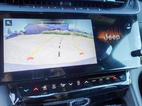 New 2026 Jeep Grand Cherokee L 4WD image 18