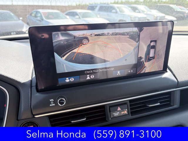 New 2026 Honda Pilot Touring image 9