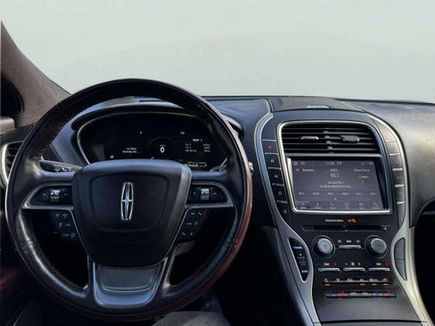 Used 2019 Lincoln Nautilus Black Label image 31