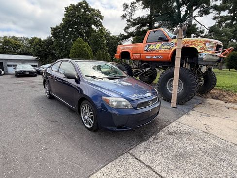 Used 2006 Scion tC FWD image 2