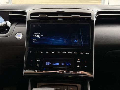 Certified 2024 Hyundai Santa Cruz SEL w/ Activity Package FWD image 17
