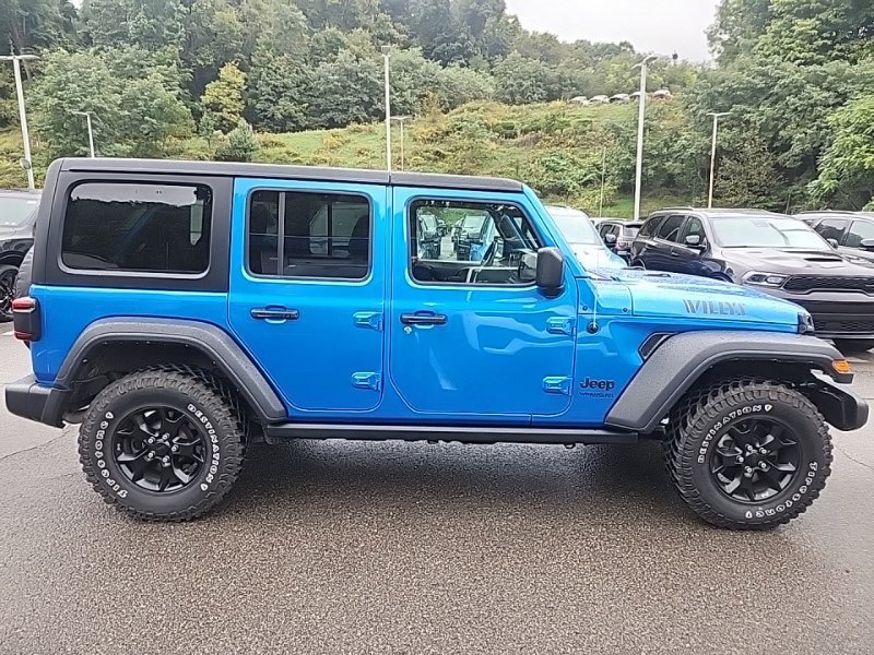 Used 2022 Jeep Wrangler Unlimited Sport AWD/4WD image 5