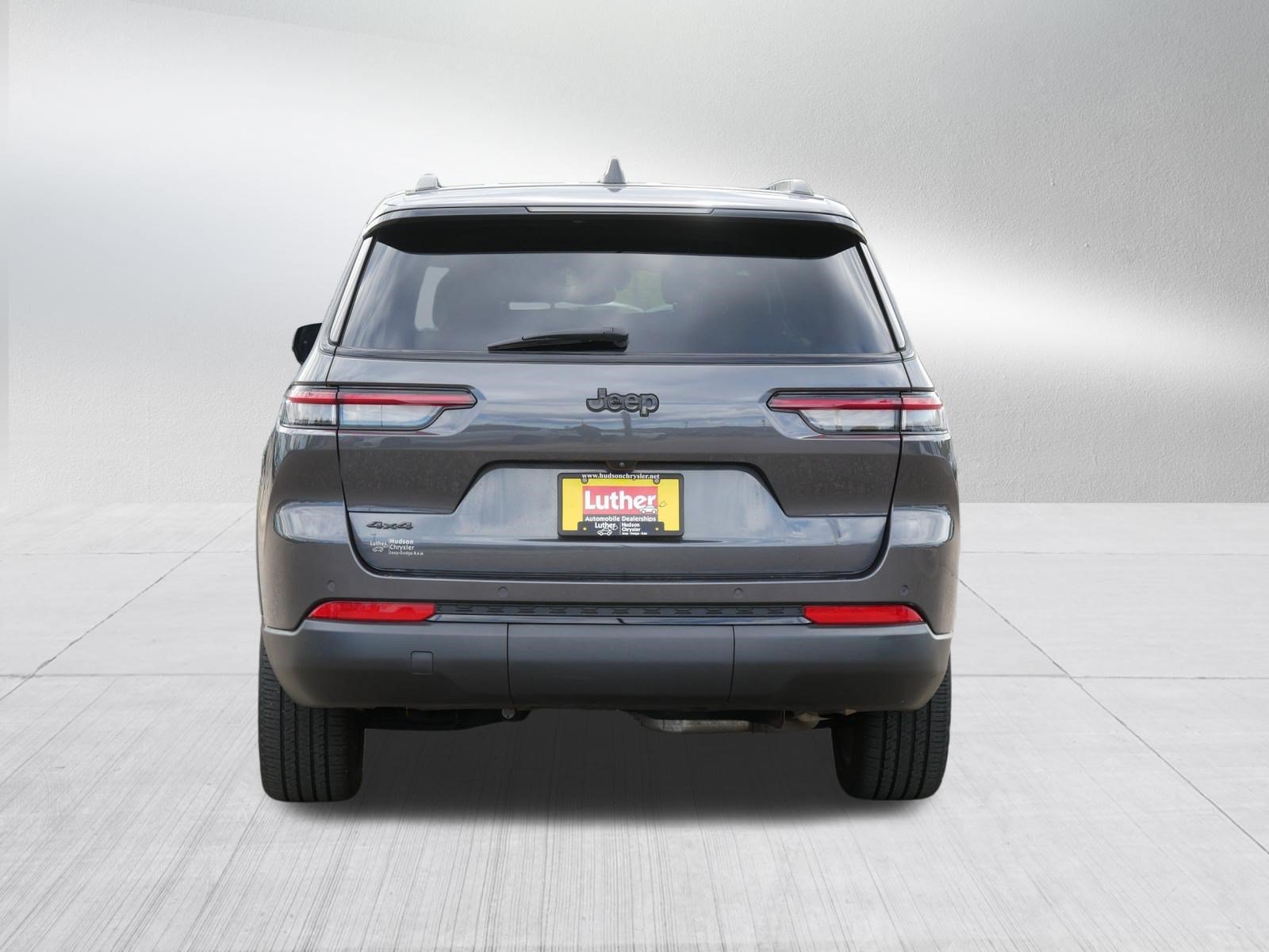 Used 2023 Jeep Grand Cherokee L Laredo AWD/4WD image 6