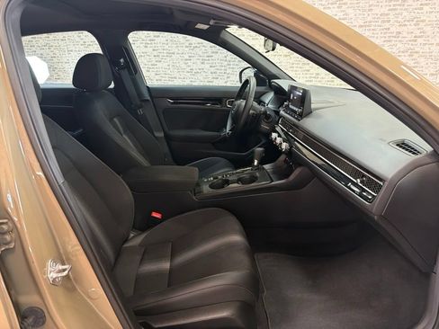 Used 2025 Honda Civic Sport image 11