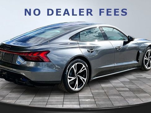 Used 2022 Audi e-tron GT Premium Plus w/ Performance Package image 6
