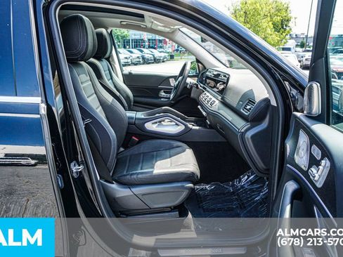 Used 2024 Mercedes-Benz GLS 450 4MATIC image 25