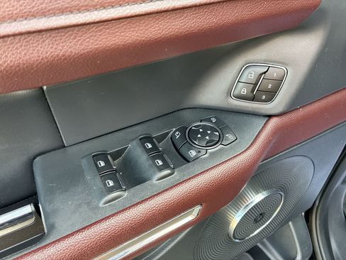 Used 2023 Ford Expedition Max Limited AWD/4WD image 24