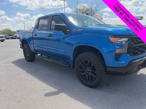 Used 2022 Chevrolet Silverado 1500 Custom Trail Boss w/ LPO, Dark Essentials Package image 6