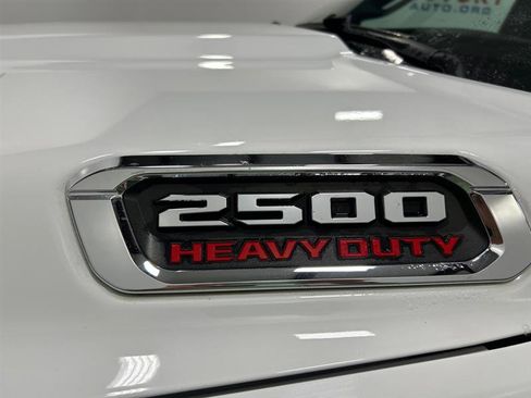 Used 2021 RAM 2500 Tradesman w/ Chrome Appearance Group image 7
