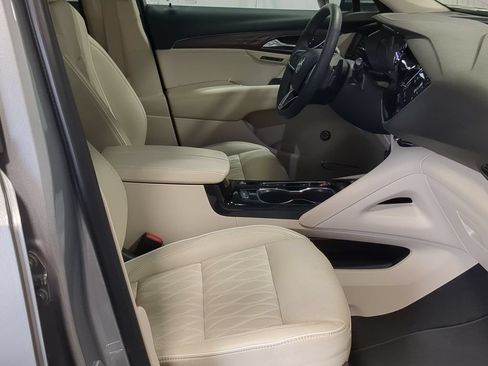 Used 2023 Buick Envision Avenir FWD image 27