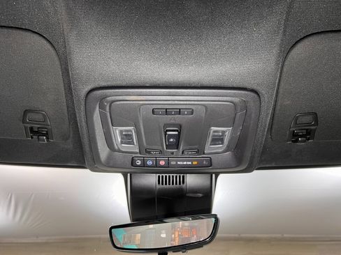 Used 2024 Chevrolet Silverado 2500 High Country w/ Technology Package image 18