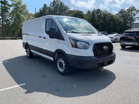 Certified 2024 Ford Transit 150 Low Roof image 4