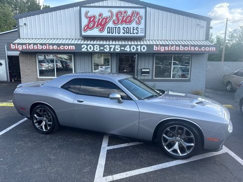 Used 2015 Dodge Challenger SXT Plus w/ Sound Group II image 1